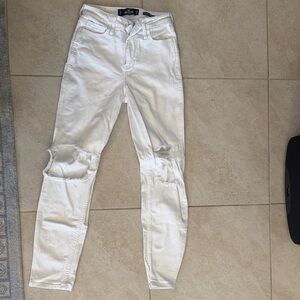 Hollister White Ripped Skinny Jeans